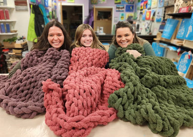 12/07/2025 (3PM) Cozy Knit Blankets [SUNDAY]